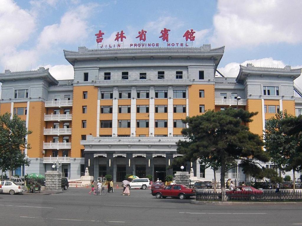 Jilin Province Hotel Trường Xuân Ngoại thất bức ảnh